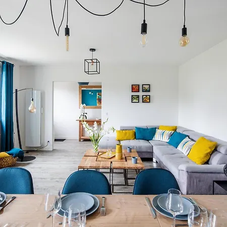 4 Bedroom Stunning In Канкаль