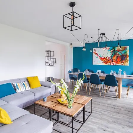 Holiday home 4 Bedroom Stunning In